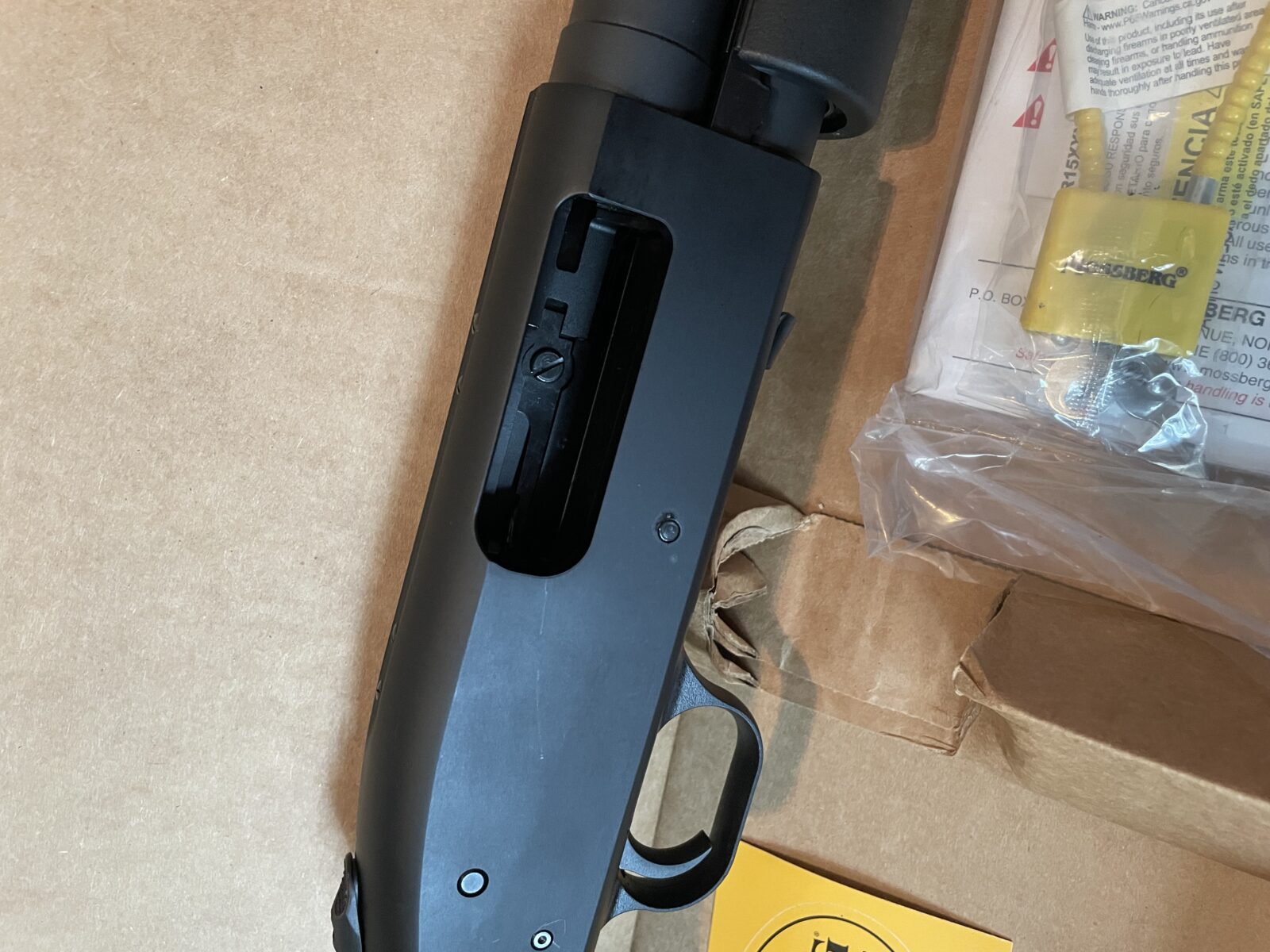 Fusil Mossberg 590 tactical 7 shots, 18,5”, Neuf, jamais tiré!