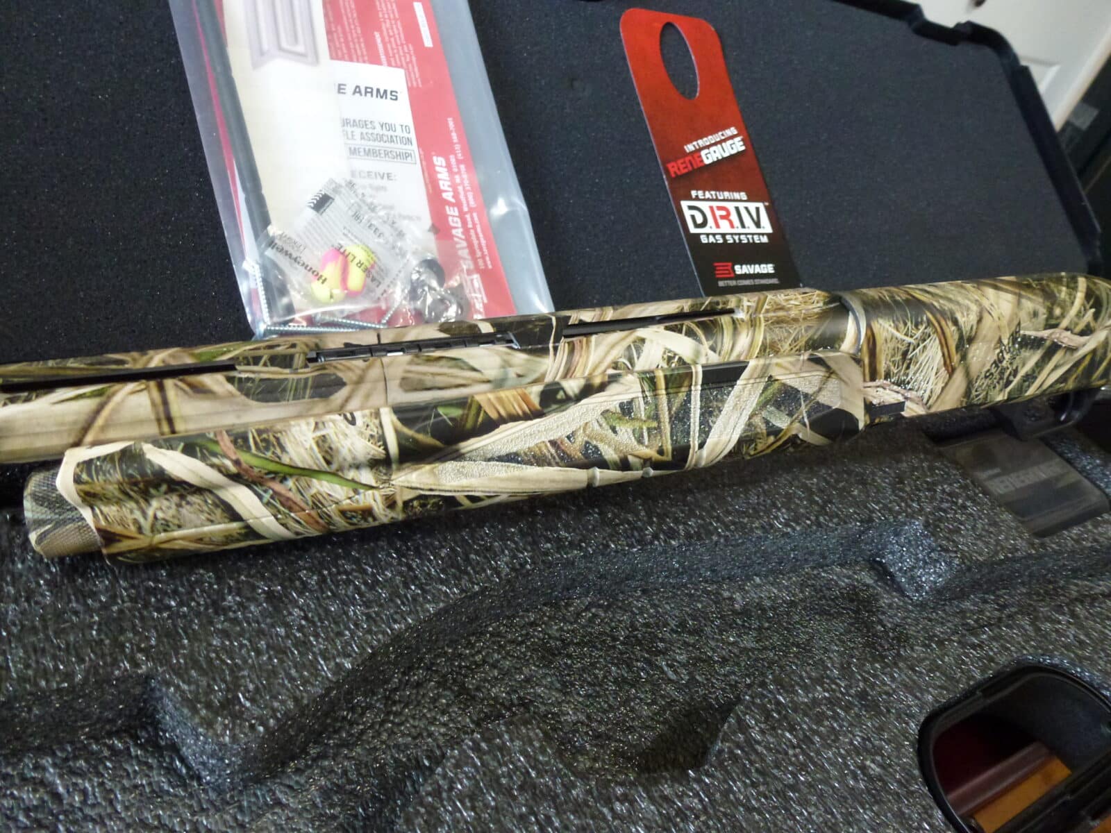 NEUF*UNFIRED Savage Renegauge Semi Automatic 12 Ga camo +coffre*