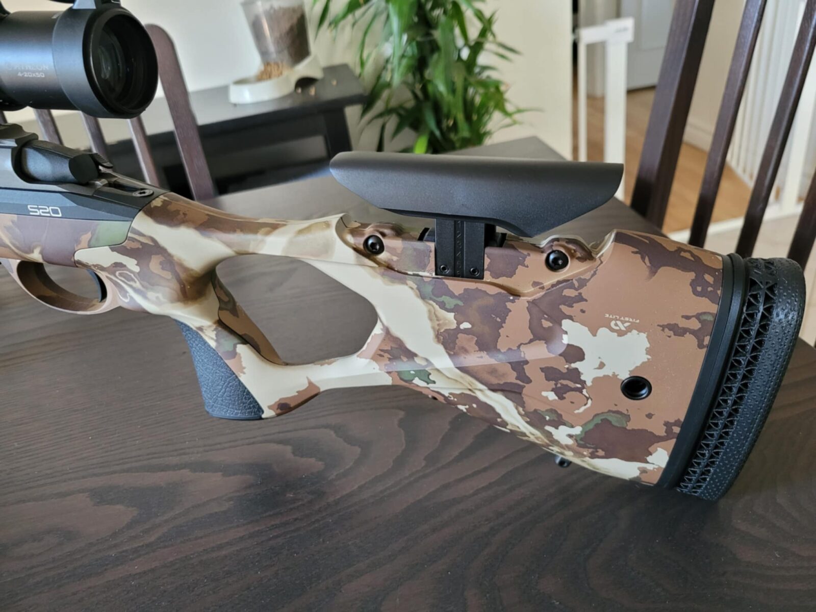 SAKO S20 Fusion Cerakote 300 win mag avec moins de 100 coups tirés