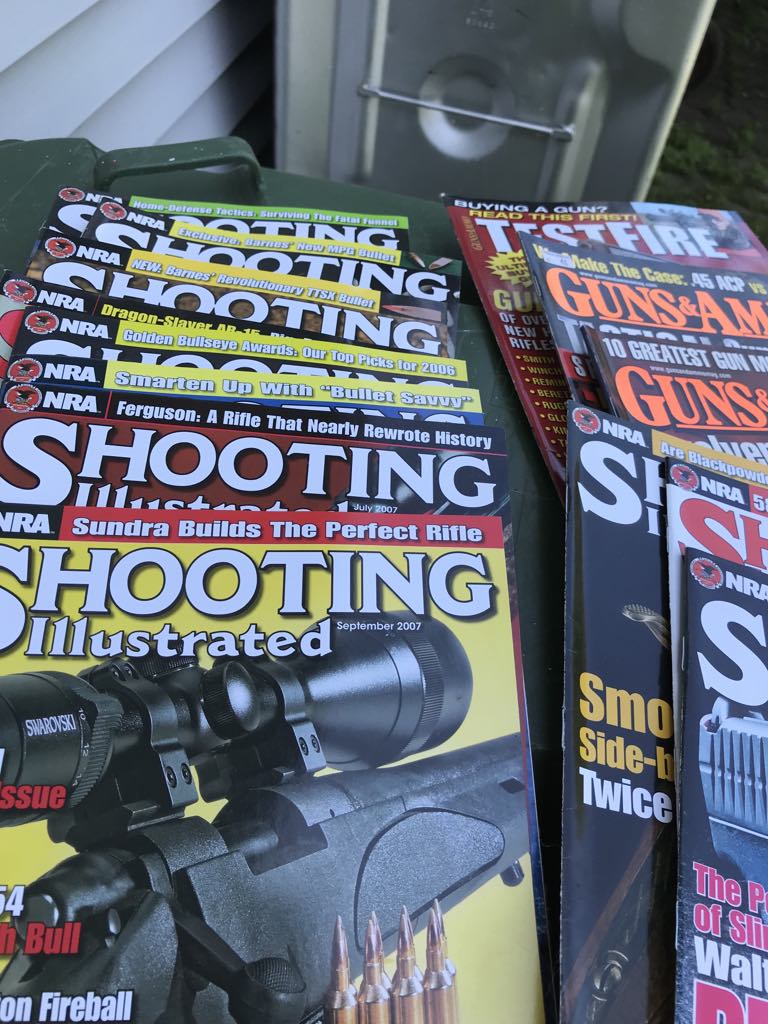 LIVRES SUR LES ARMES