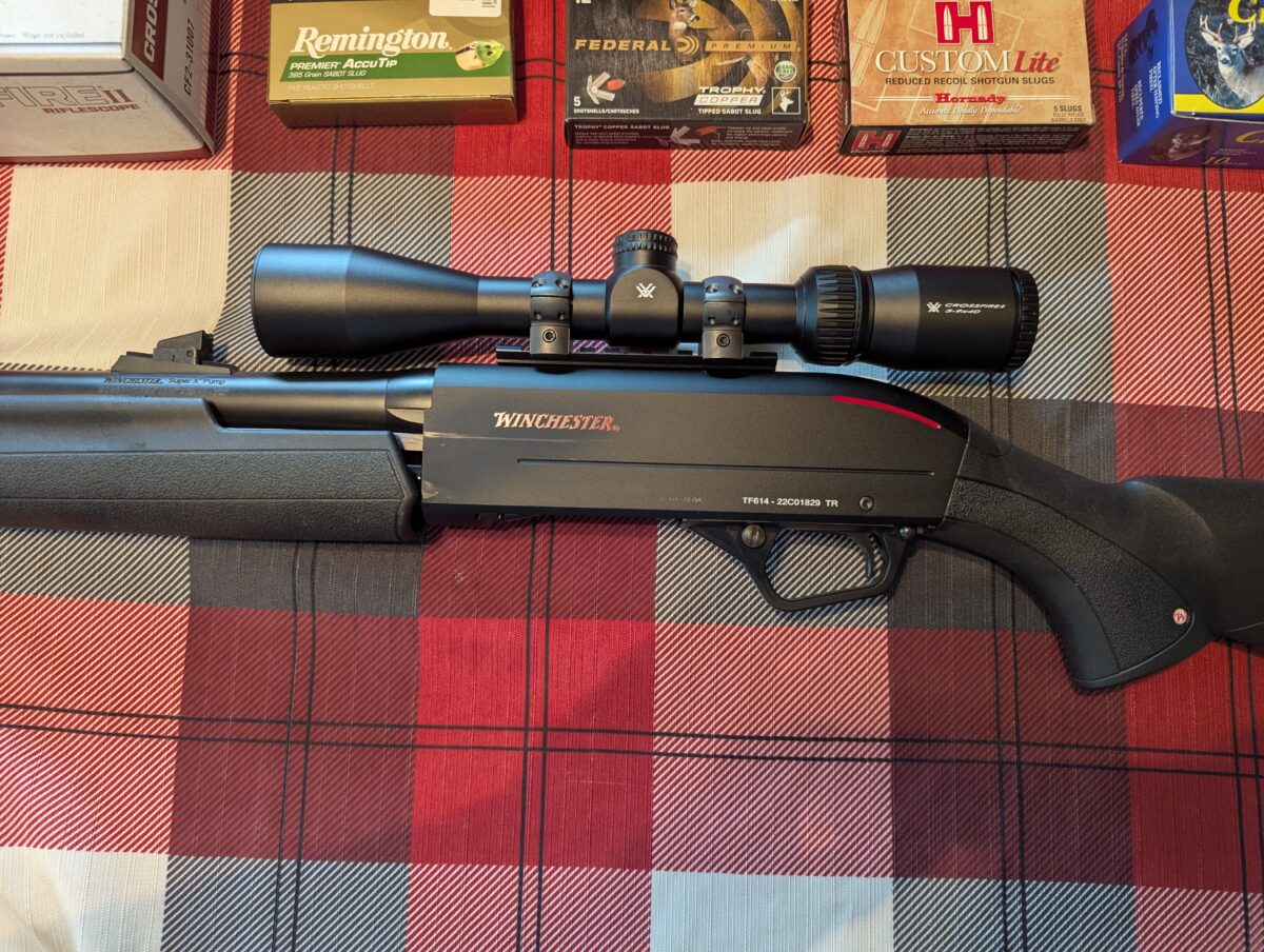 Winchester SXP Black Shadow Deer calibre 12 à pompe