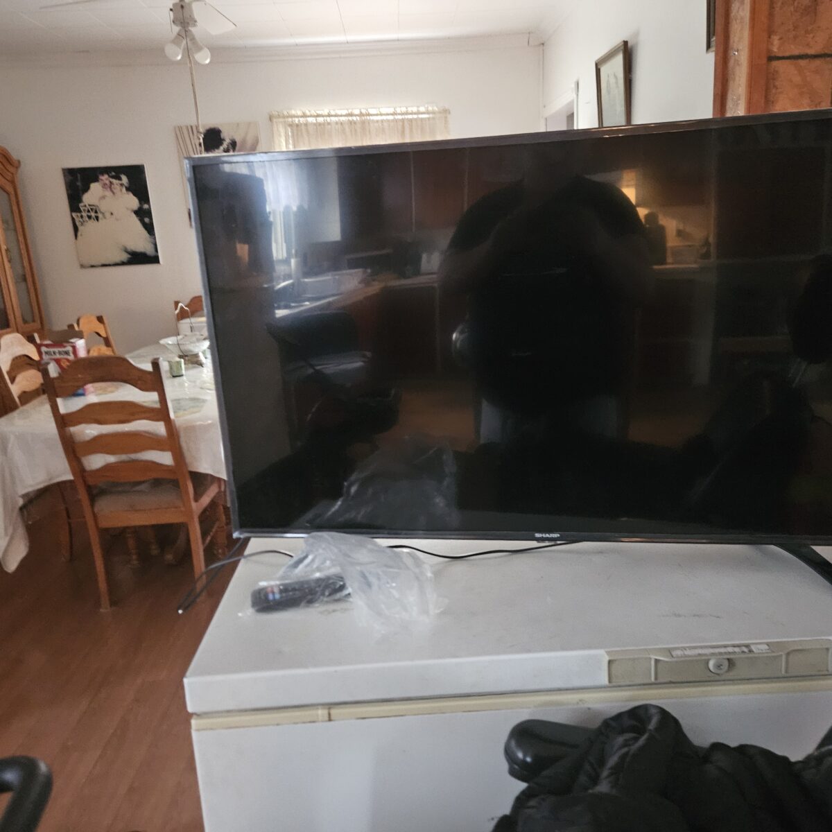 Tele sharp 38pouce intelligente