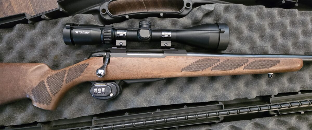 Tikka T3 Lite 30-06, Scope Vortex 3-9×50 et Coffre. Ajusté!!