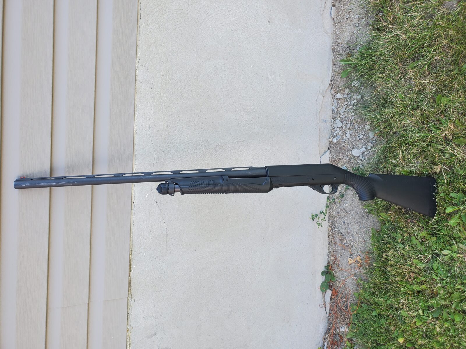 12 à pompe Benelli Nova