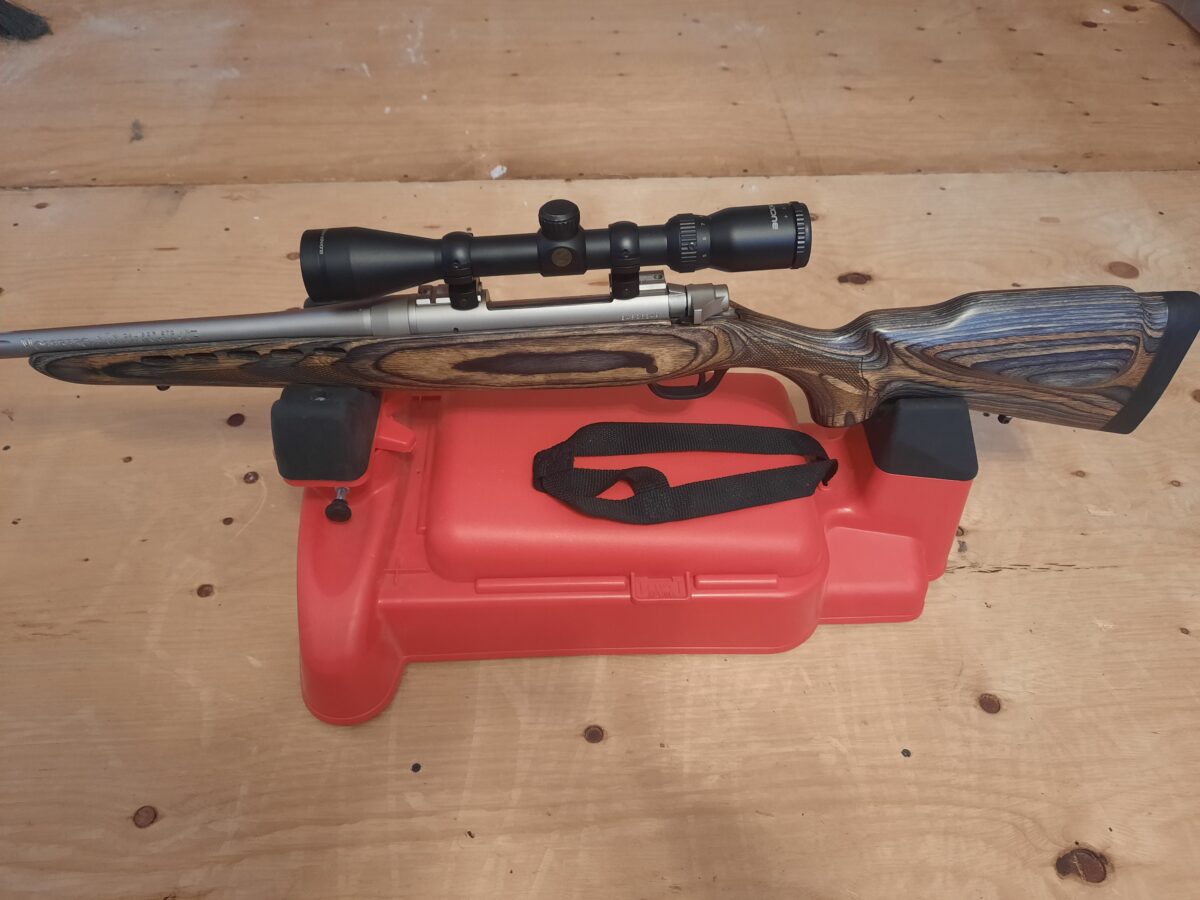 Mossberg 4×4 avec crosse laminée plus muzzelbrake