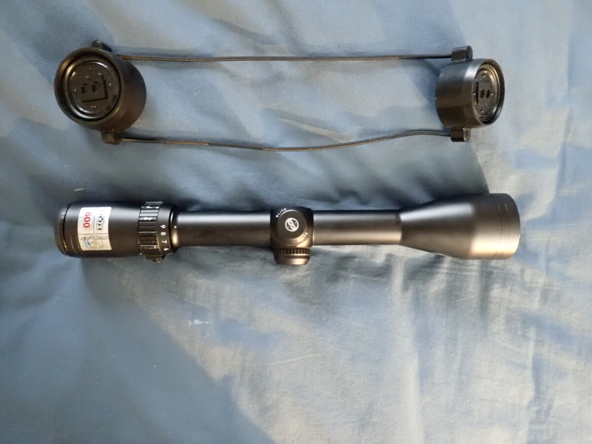 Télescope Bushnell Banner 3500 ELITE 6-9X40 DOA avec capuchons