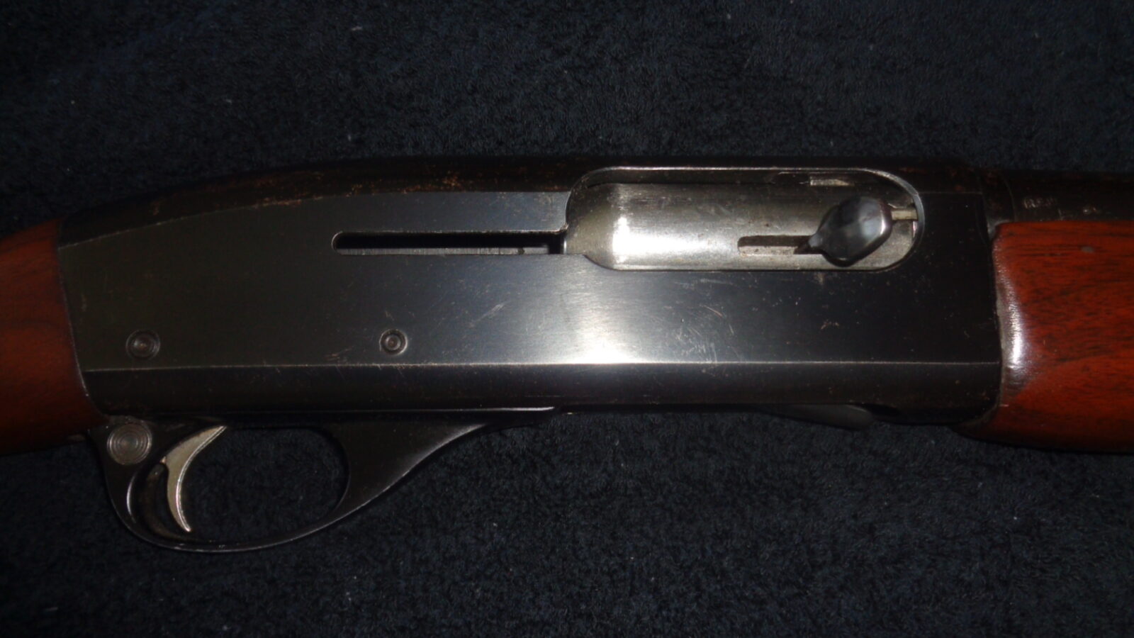 Lot 3 Fusils .12Ga. 1- REM S/Auto,1 H&R Bolt & 1- S/Shot (CIBC)