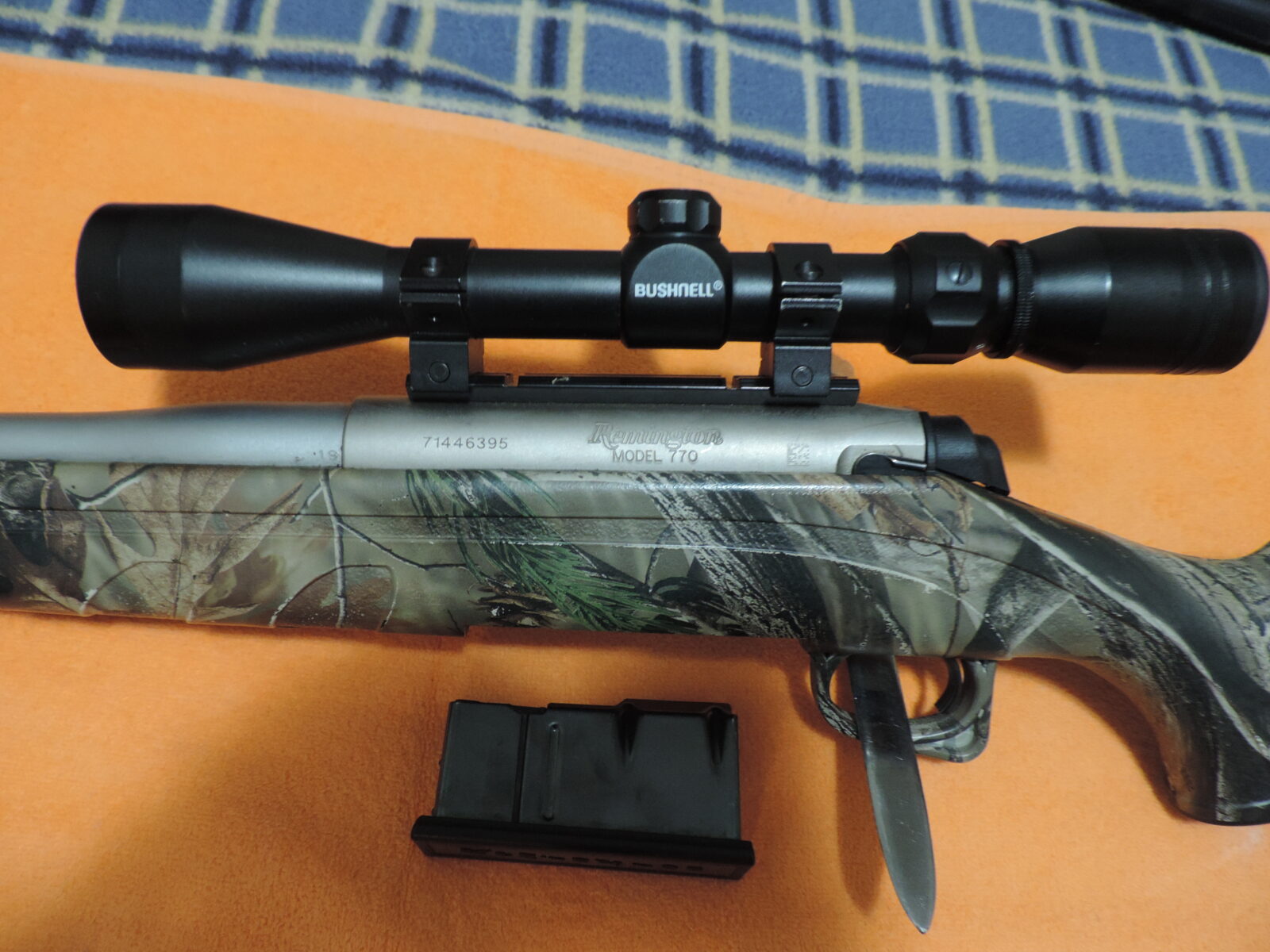 Rémington 7mm Magnum model 770 camo stainless avec scope
