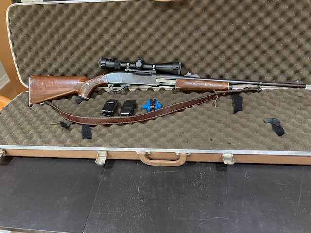 Carabine 30-06 Remington modèle 7600 à pompe