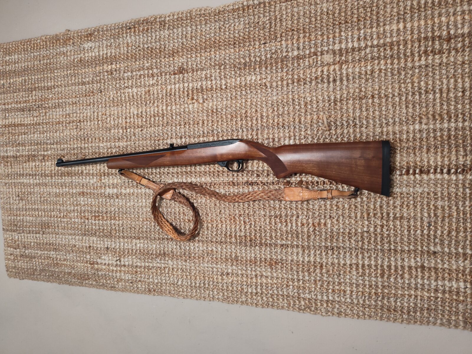 Carabine Cal 22 Ruger model 10/22, 18 po. de canon, semi-automatiq