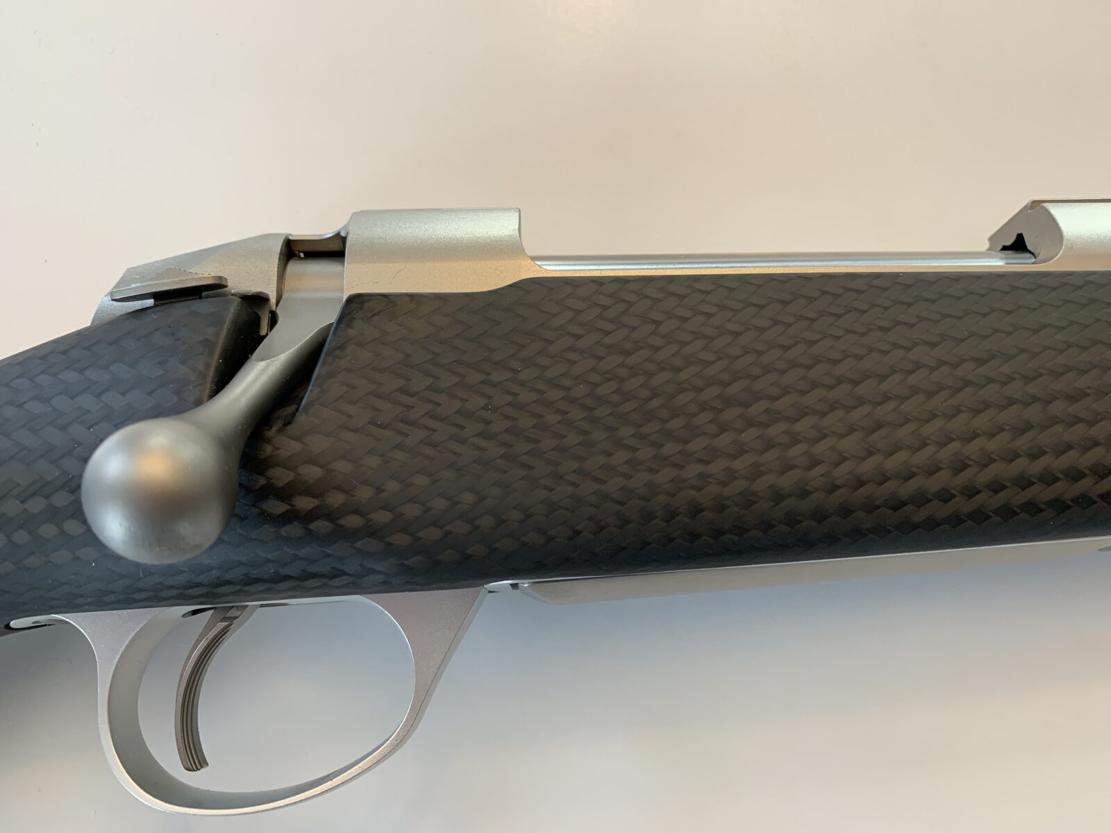SAKO #85 CARBONLIGHT