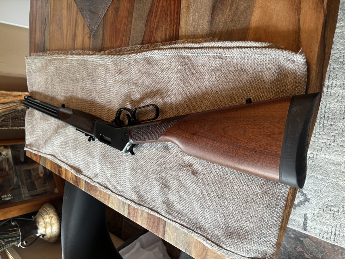 44 Magnum Henry à levier à l état neuve