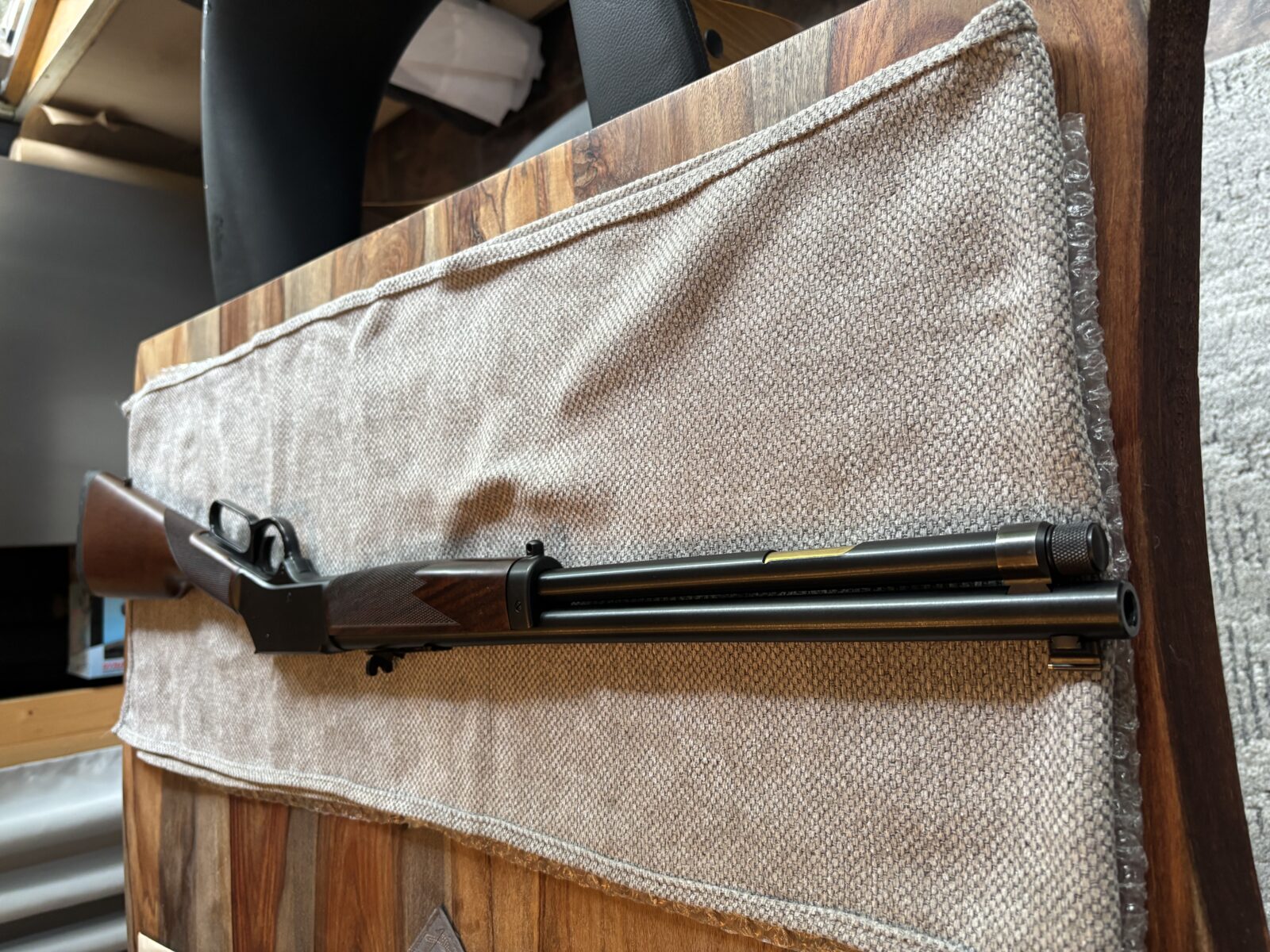 44 Magnum Henry à levier à l état neuve