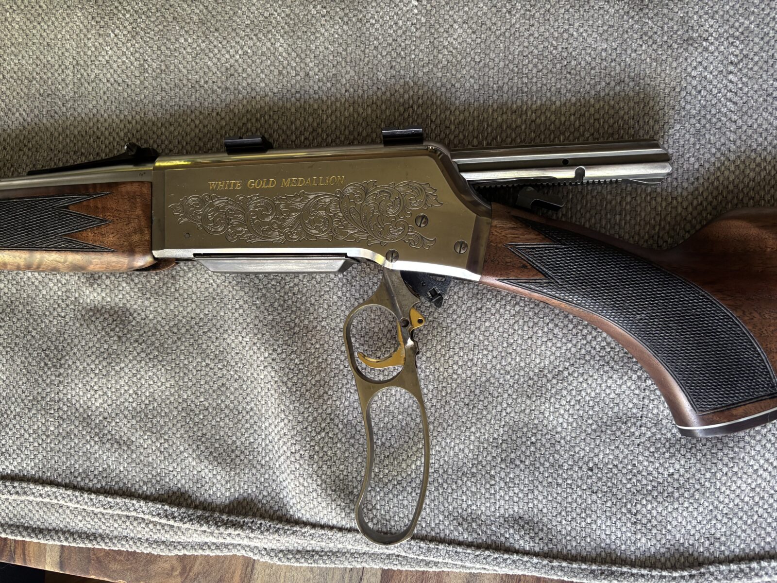 WHITE GOLD MEDALLION BROWNING CALIBRE 308 BLR LT WT