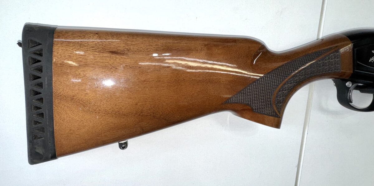 Adler HT-104 , 12 g semi auto , très beau