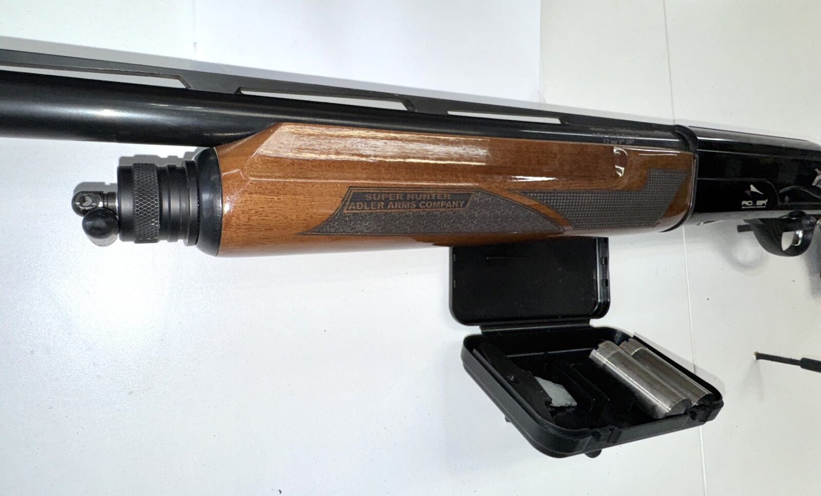 Adler HT-104 , 12 g semi auto , très beau