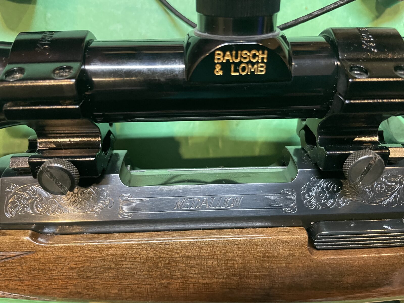 * MINT * BROWNING A BOLT MICRO MEDAILLION 308WIN