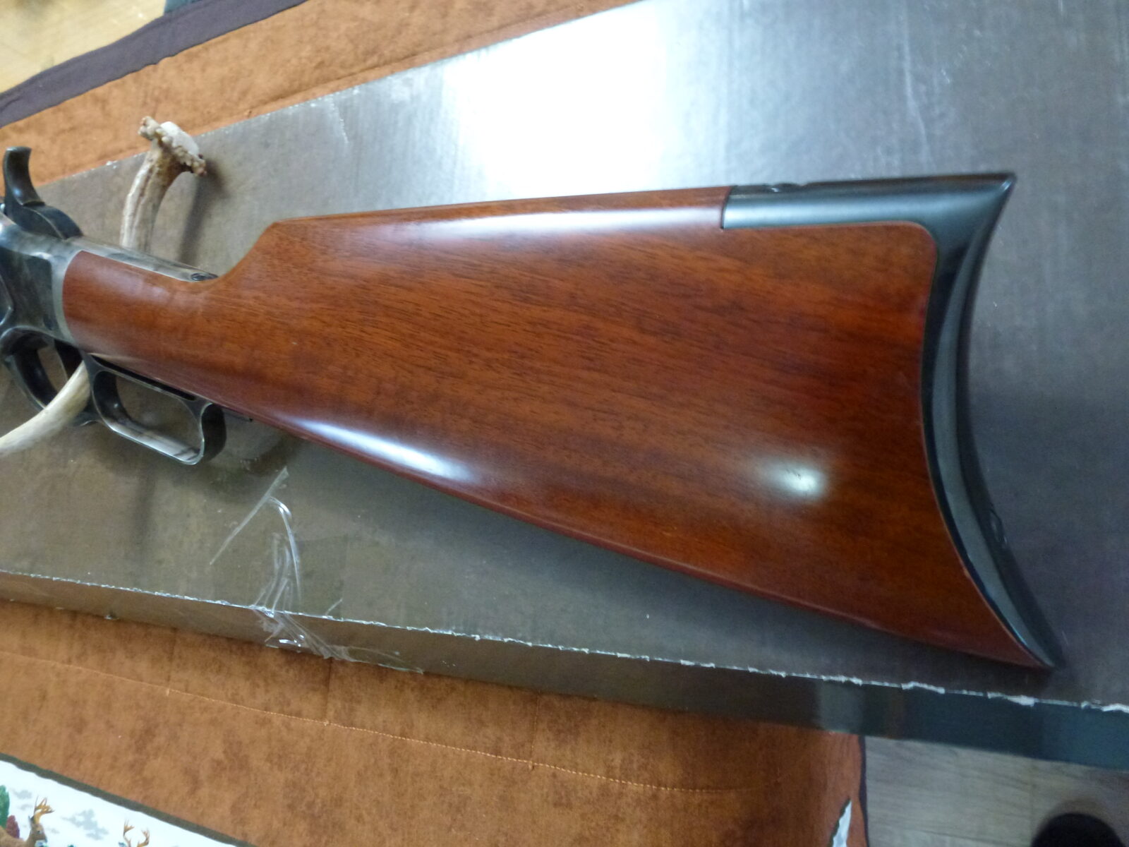 ***1650$**RARE**NEUF**UNFIRED**UBERTI 1873 cal.32-20 COLOR CASE***
