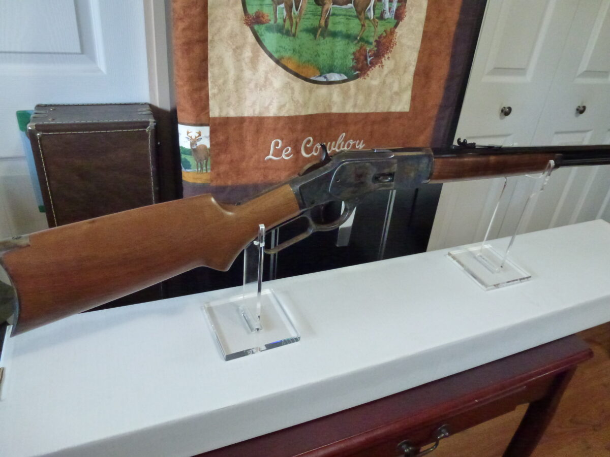 ***NEUF*WINCHETER1873 SPORTER OCTAGON 44/40 COLOR CASE***