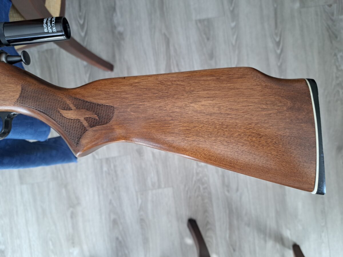 Carabine 22 LR un coup Lakefield avec télescope
