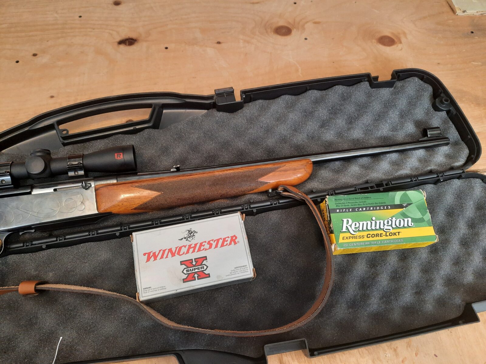 Browning semi-auto 308 fait en Belgique