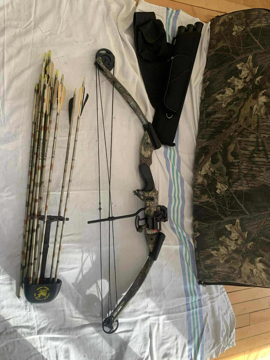 Arc de chasse NOVA PSE avec accessoires – Prêt à l’action !