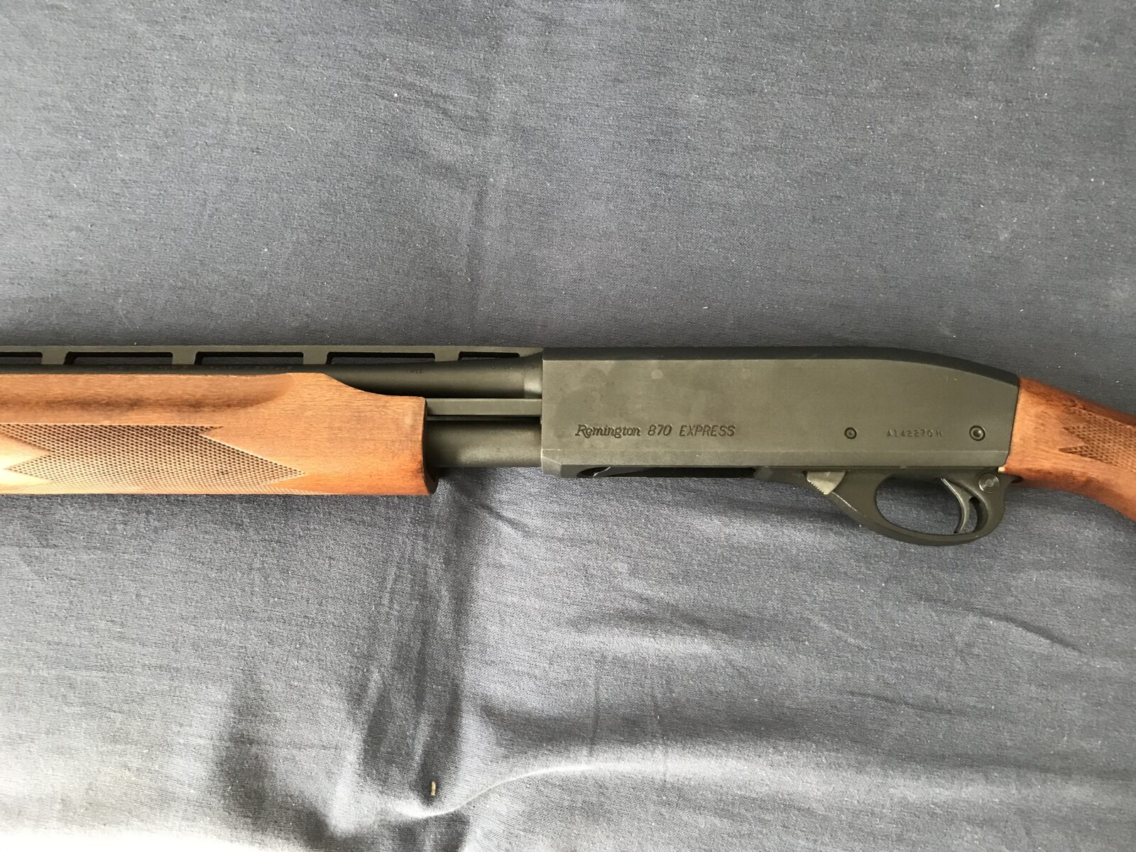 Fusil 410 pompe 870 remington express, 3 pouces, comme neuf.