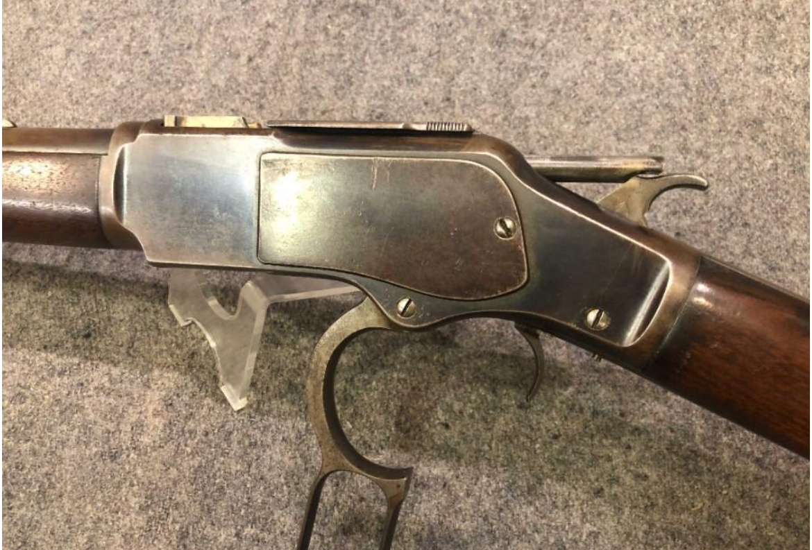 Winchester 1873 rifle en calibre 32-20 fabriqué en 1890.