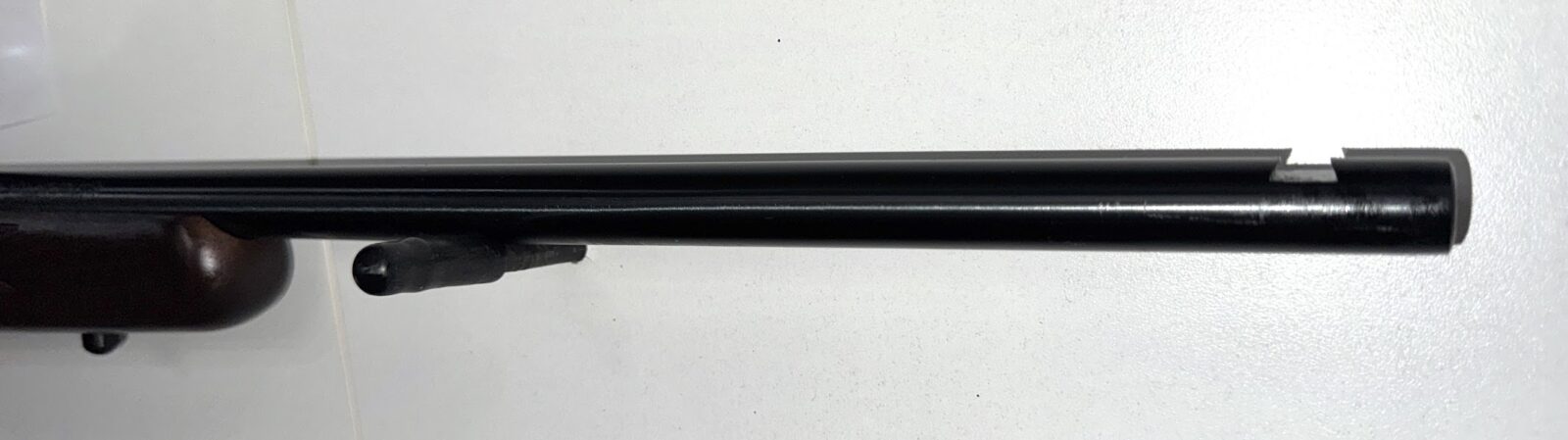 Savage mod 93 , 22 mag , avec scope Simmond ( comme neuf )