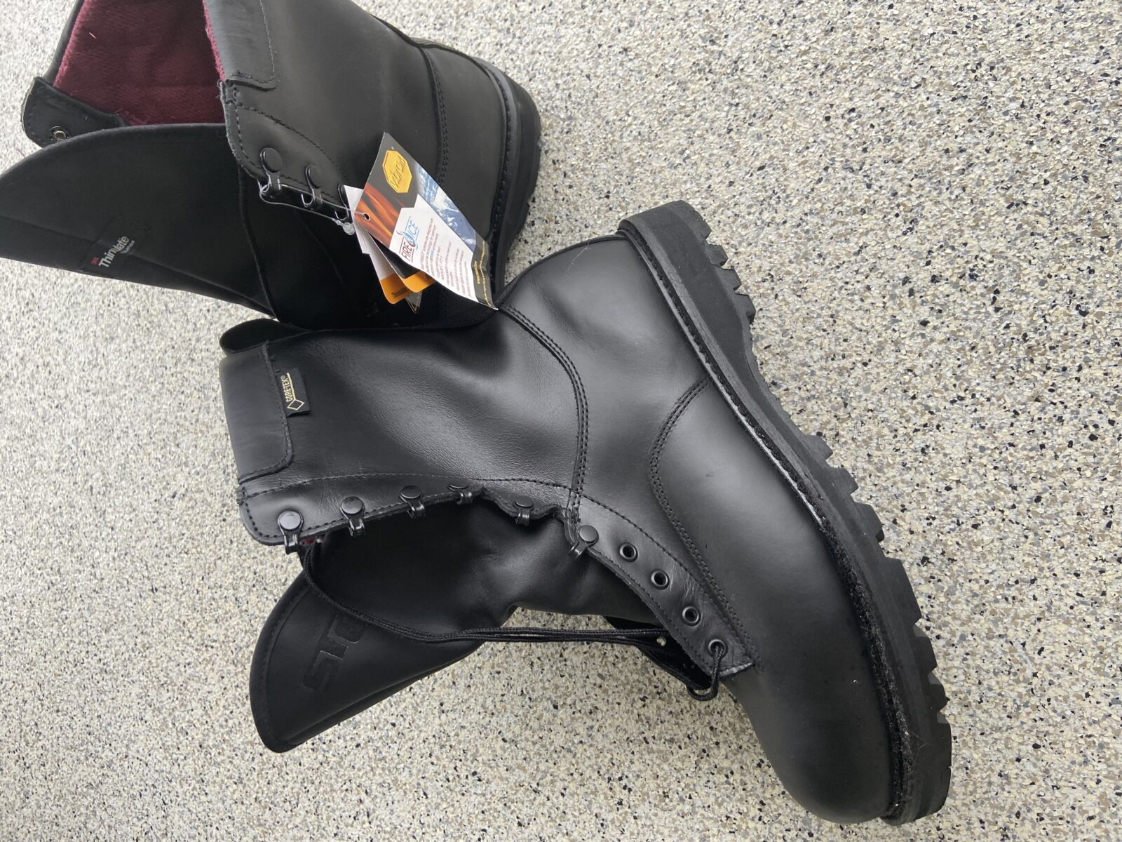 Bottes de chasse STC sans cap NEUVES. Grandeur 13