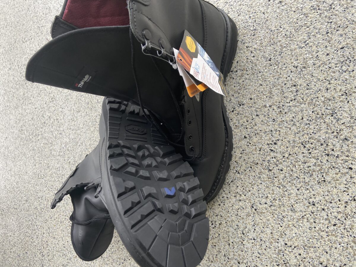 Bottes de chasse STC sans cap NEUVES. Grandeur 13