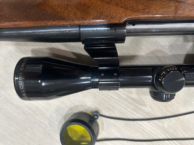 Carabine 30.06 HOWA 1550 avec télescope Bausch & Lomb Élite 3000