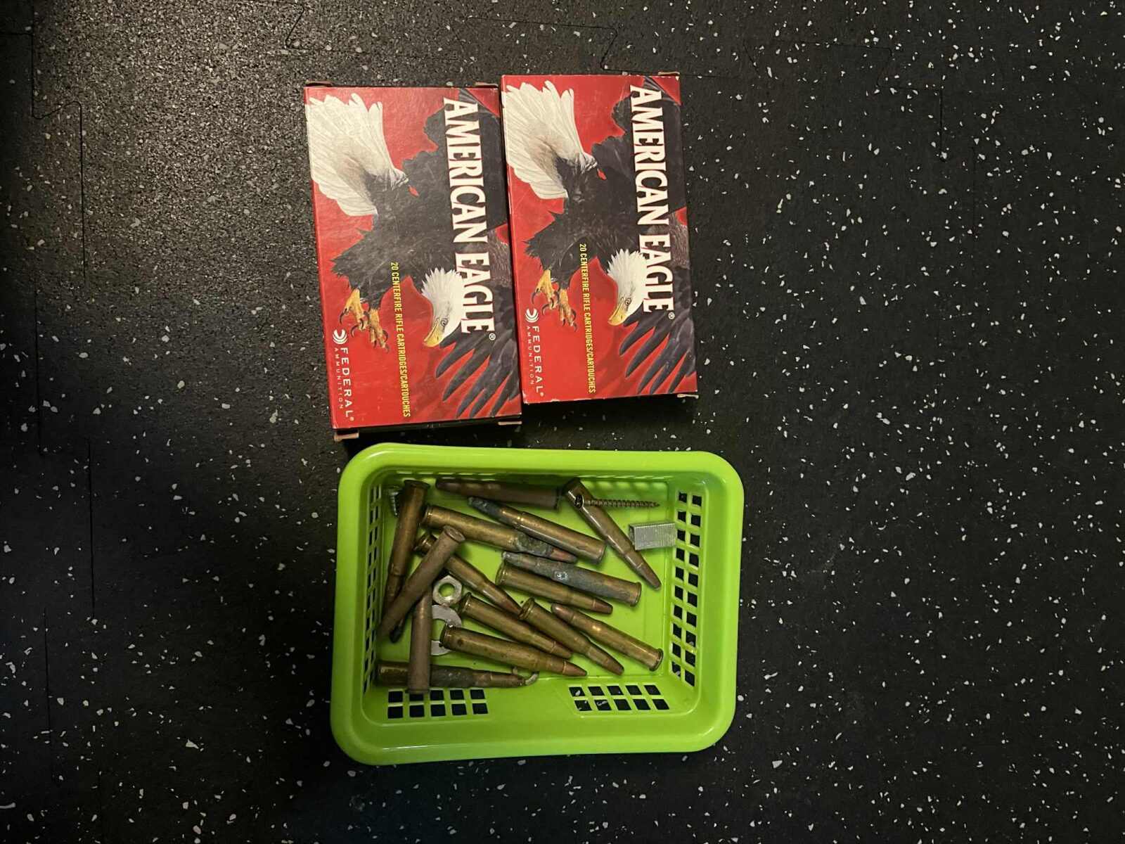 2 boîtes plus 10 de balles de .308