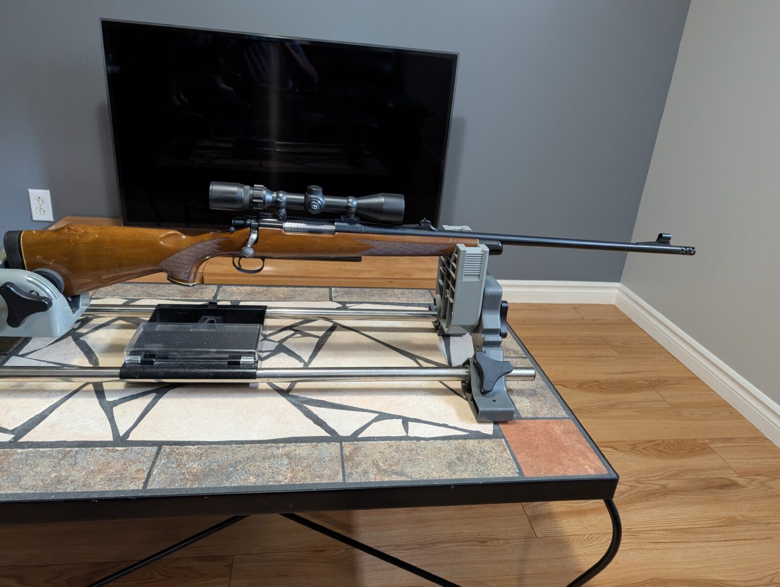 REMINGTON 700 BDL 300 WIN MAG