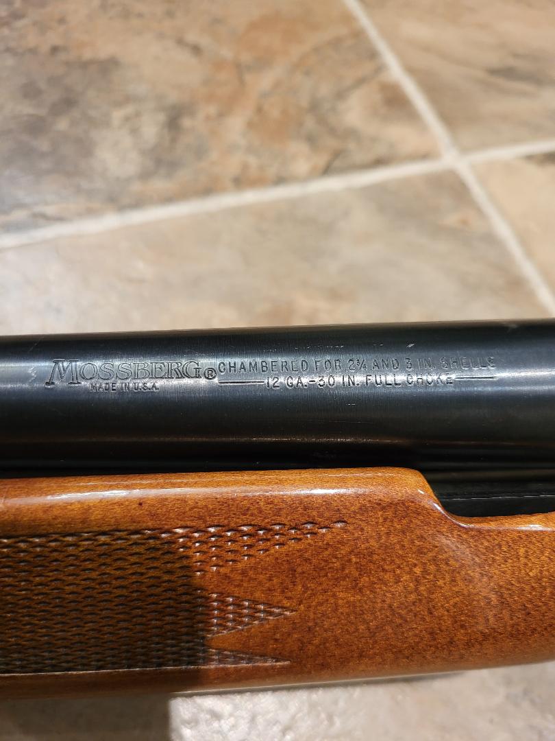 Fusil à pompe Mossberg 500A calibre 12